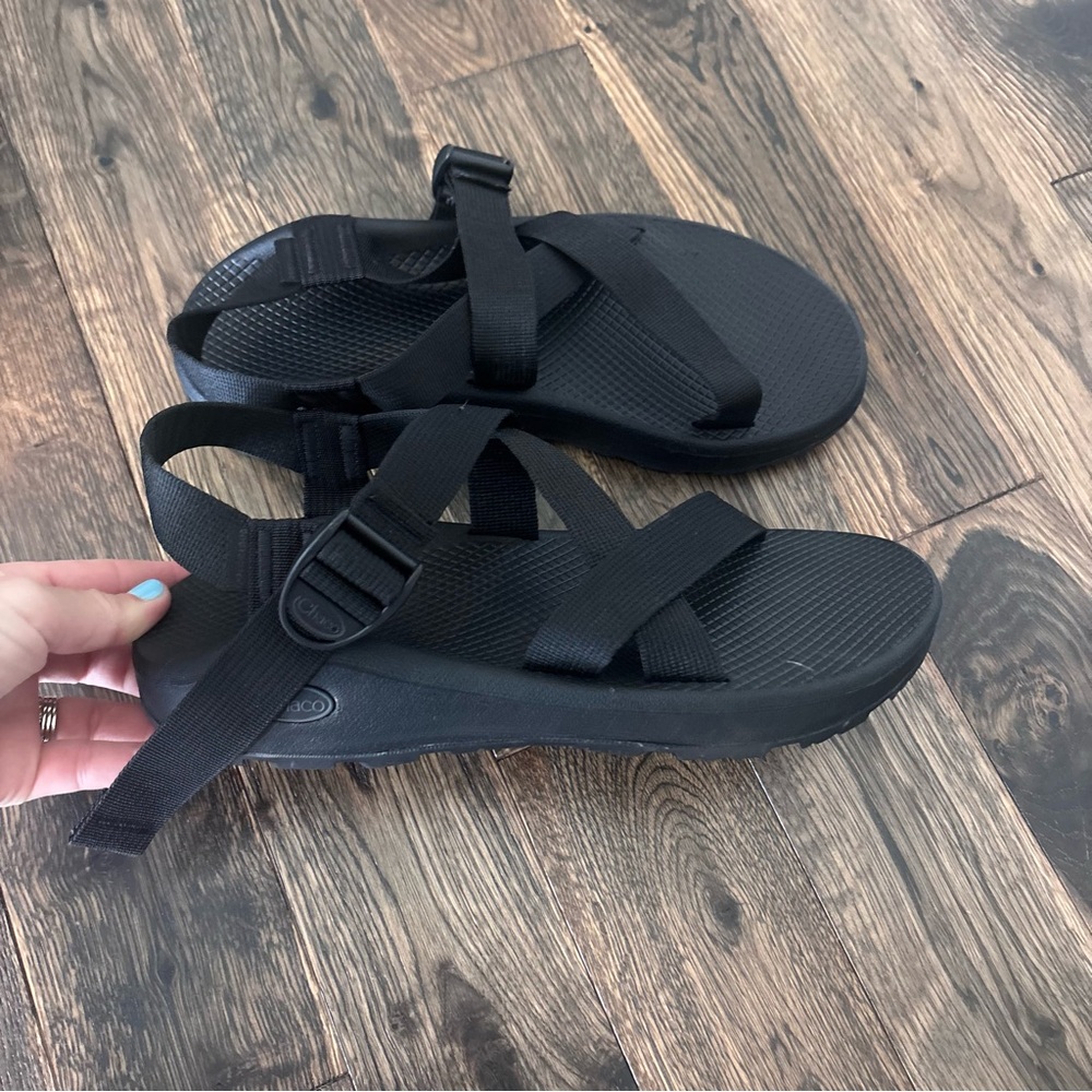Chaco Men’s Classic Black Adjustable Strap Sandals